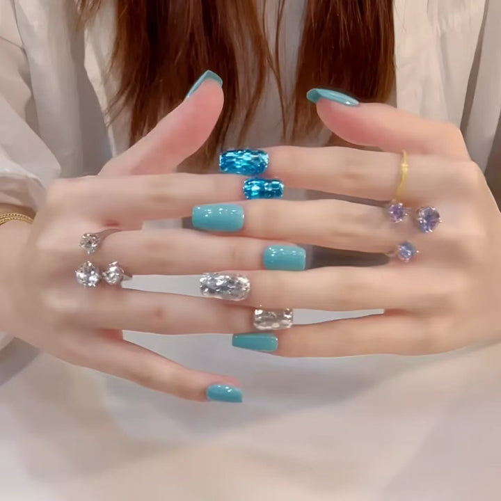 Decorative Press-On Nail Set