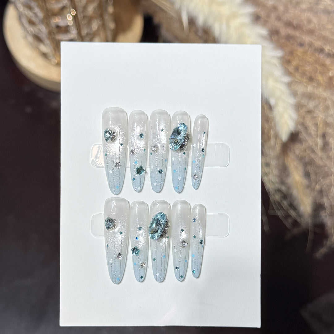 Glamorous Crystal Embellished Press-On Nails Kalsten