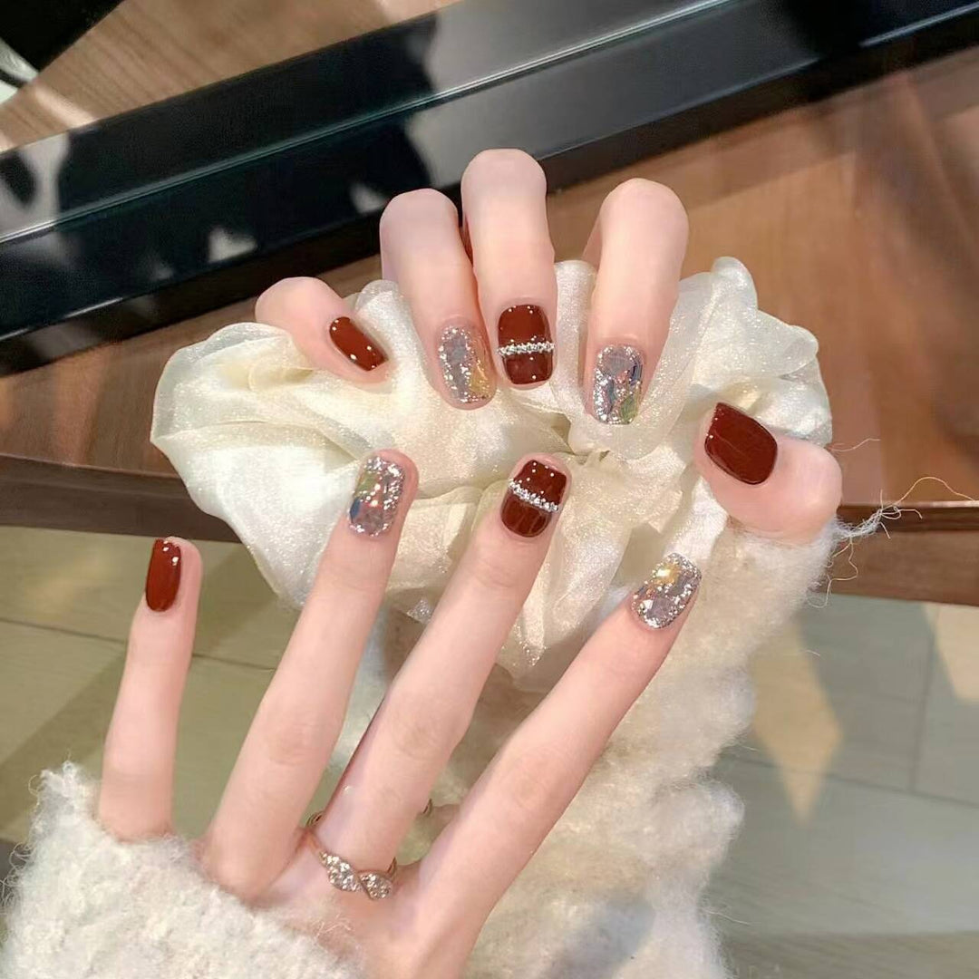 Premium Glamorous Press-On Nail Extensions Kalsten