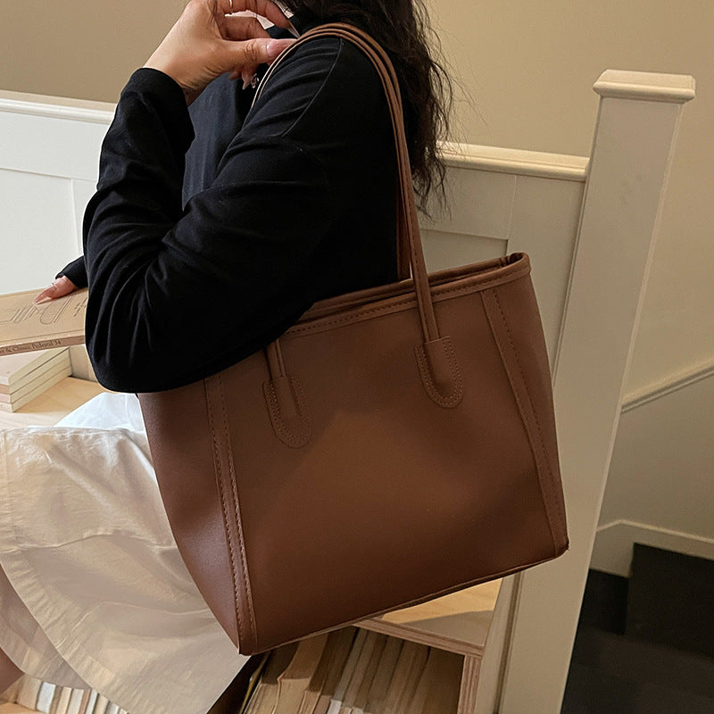 Elegant Vegan Leather Tote Bag