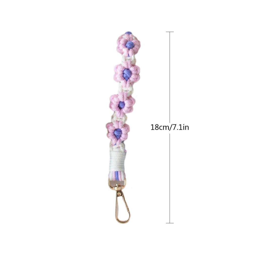Macrame Keychain Holder with Floral Design Kalsten