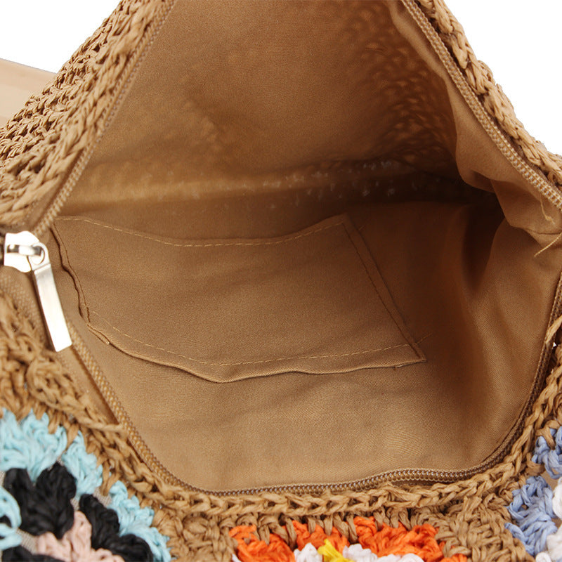 Hand-knotted shoulder bag with colorful floral pattern Kalsten
