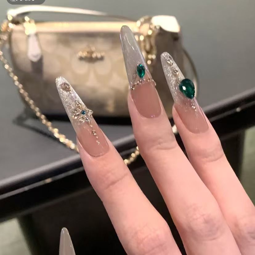 Luxury Crystal-Embellished Press-On Nails Kalsten