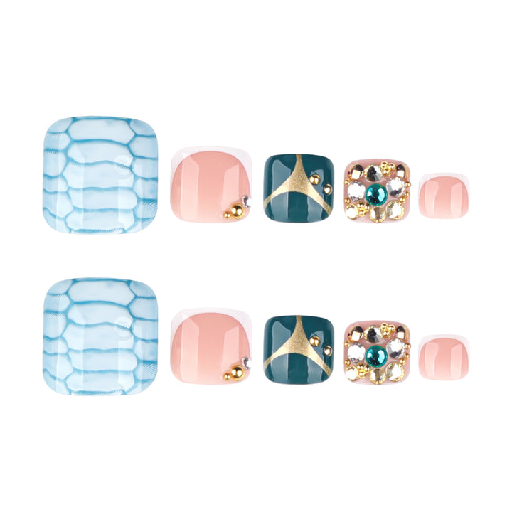Artful toenail decoration Kalsten