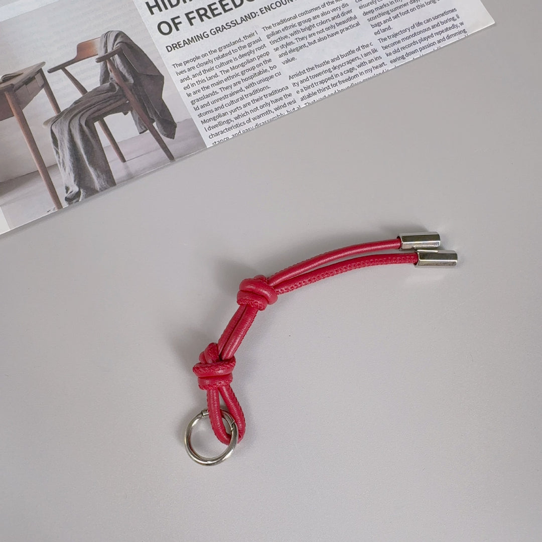 Stylish Leather Keychain Holder Kalsten