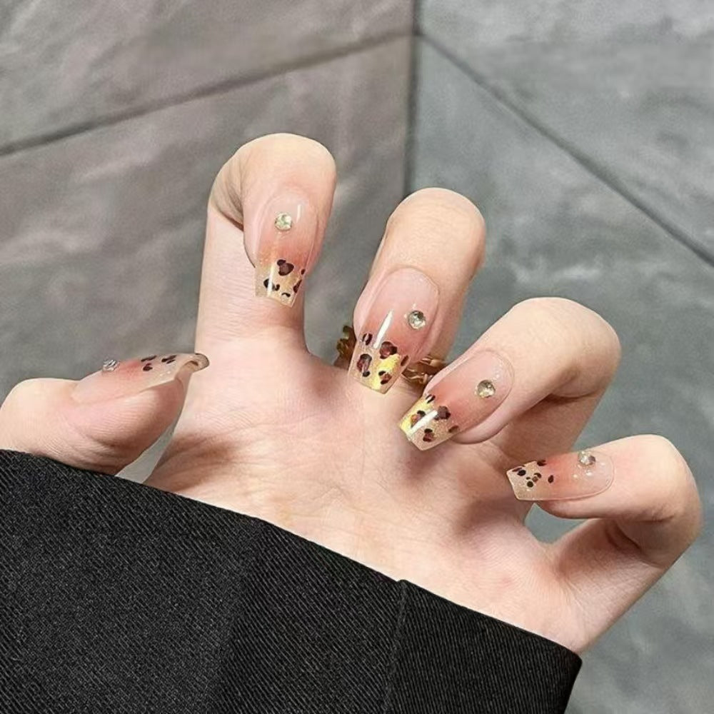 Glossy Press-On Nail Art Kalsten