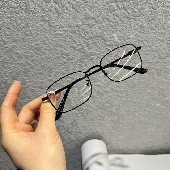 Fashionable glasses with square frame Kalsten
