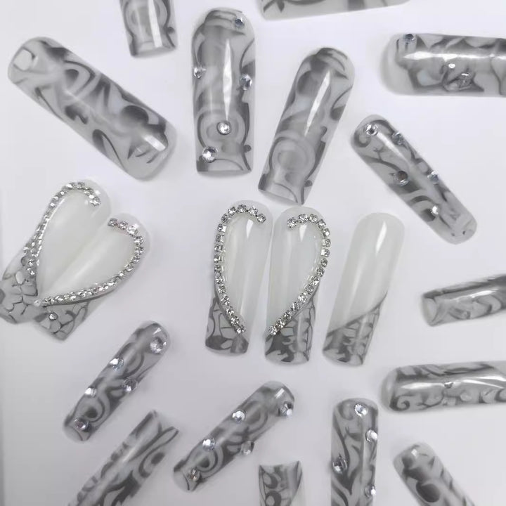 Artificial nails with modern night motif Kalsten