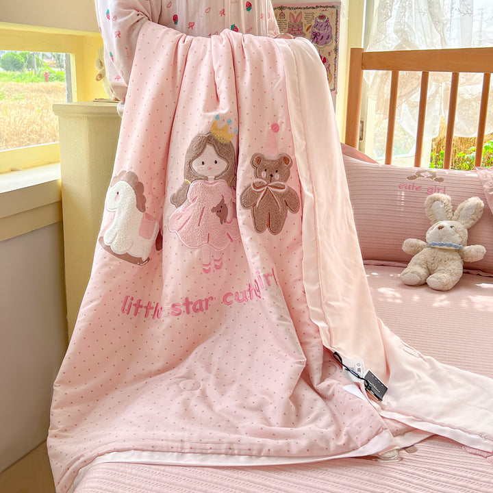 Reversible Children's Quilt with Embroidered Chick Designs