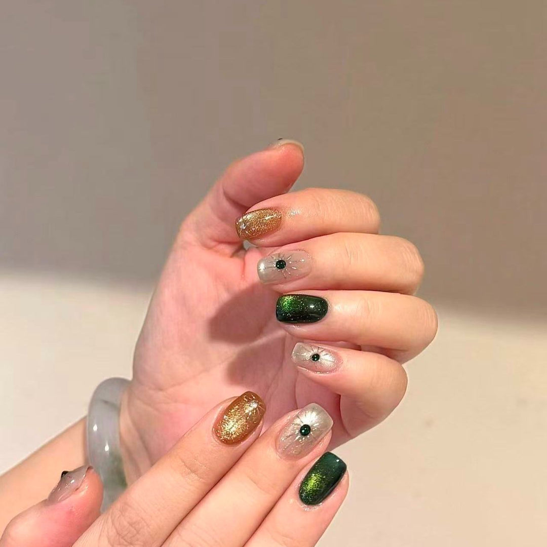 Artistic Seasonal Nail Art Set