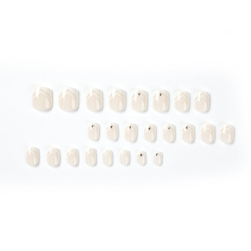 Artful Nail Art with Modern Design and Geometric Accents Kalsten