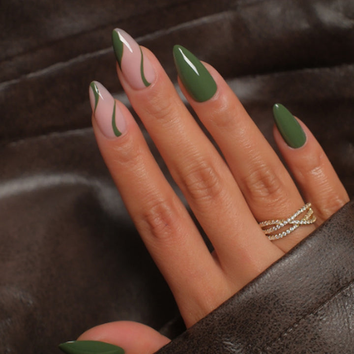 Elegant nail design set with creative accents Kalsten