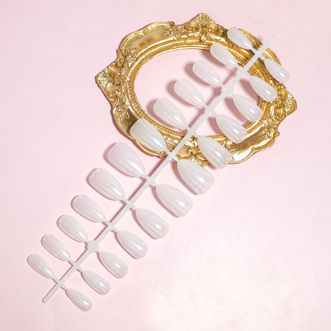 Customizable Press-On Nail Tips Kalsten