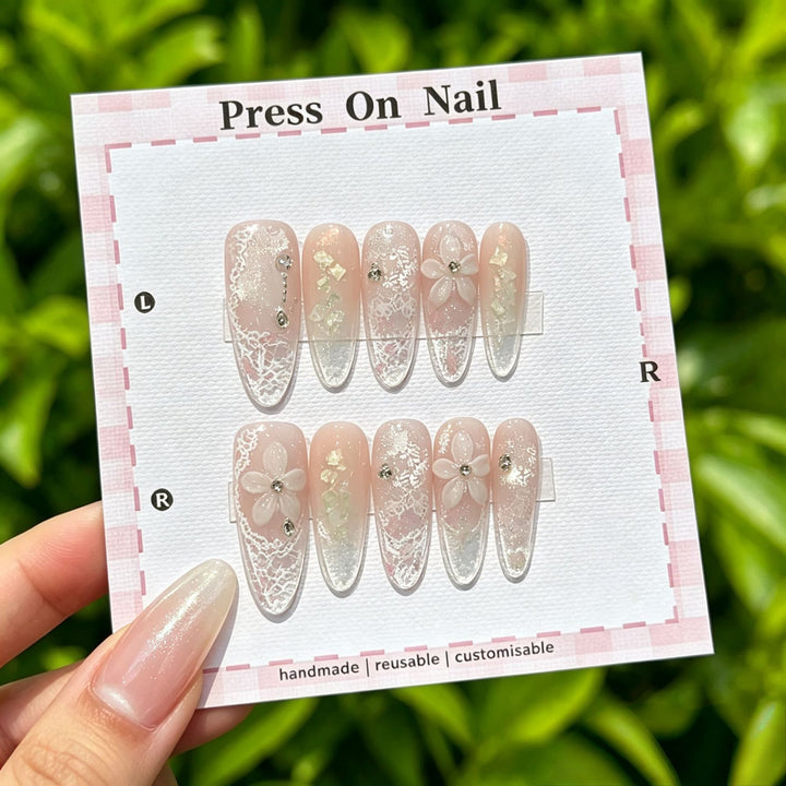Artistic Floral Press-On Nail Set  1791773803