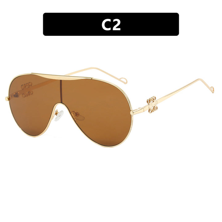 Ladies UV Protection Sunglasses in Fashionable Pilot Style Kalsten