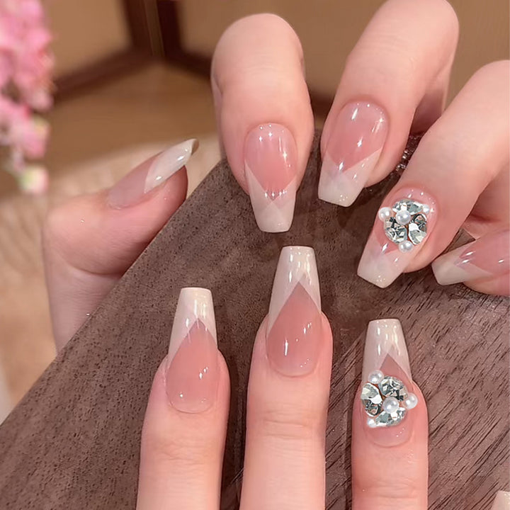Glamorous Nail Designs Kalsten