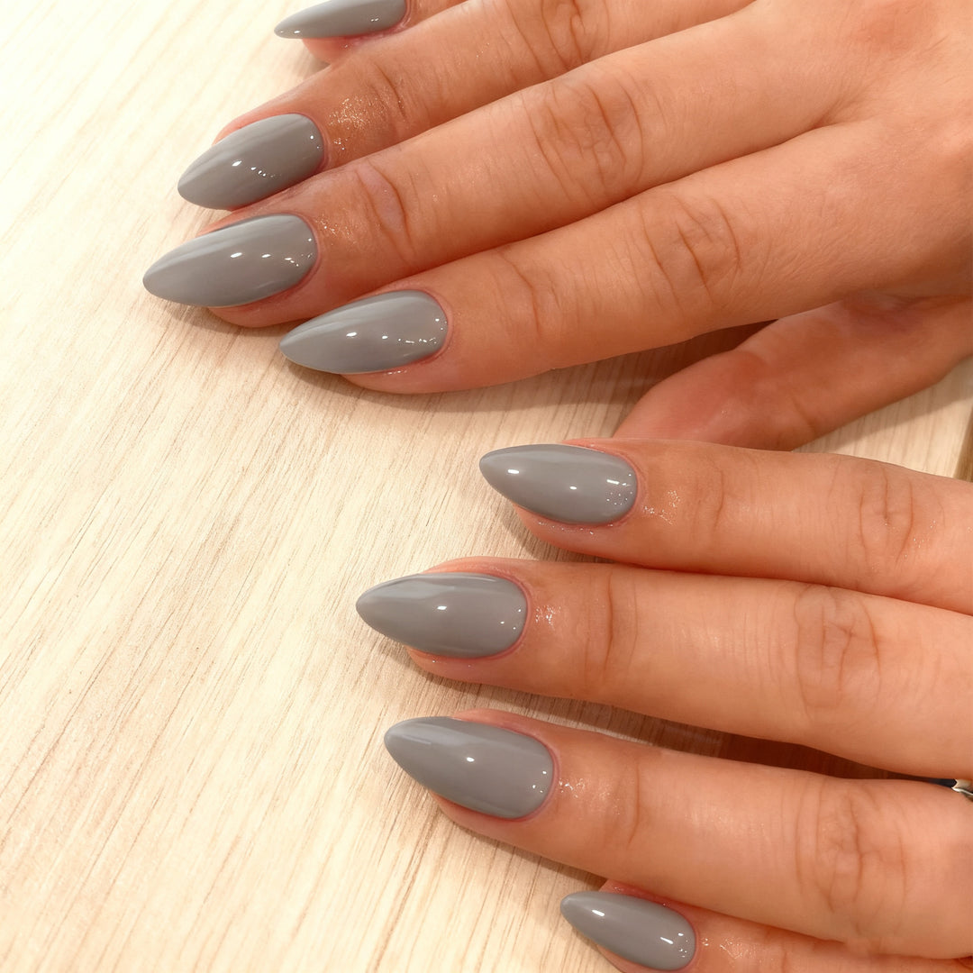 Stylish Almond Shape Nail Art Kalsten