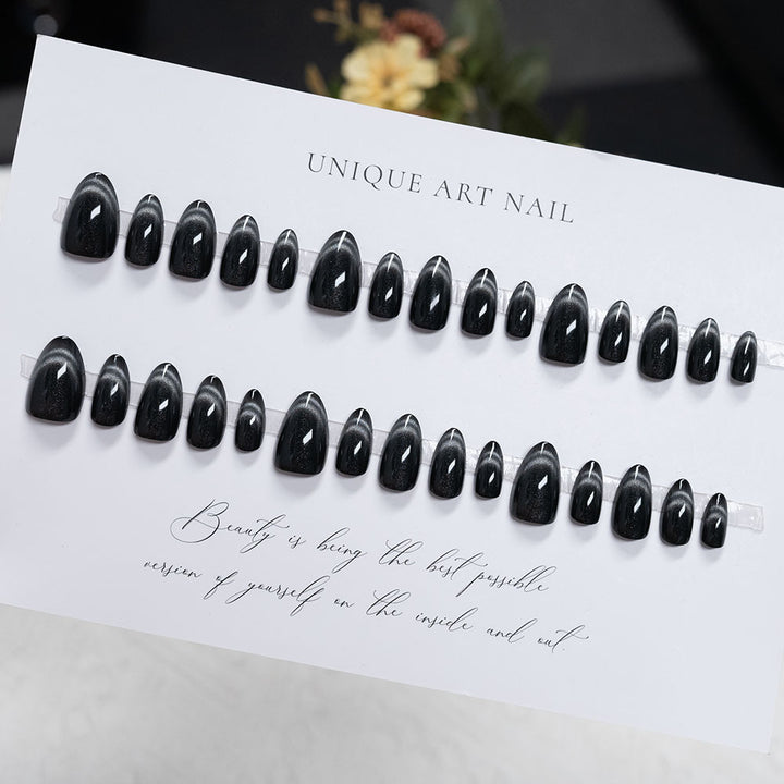 Stylish Almond-Shaped Press-On Nails
