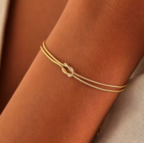 Elegant Dual-Strand Knot Bracelet Kalsten