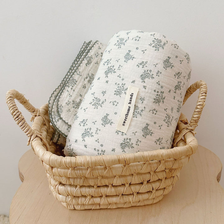 Unisex Muslin Blanket with delicate floral design and elegant ruffles Kalsten