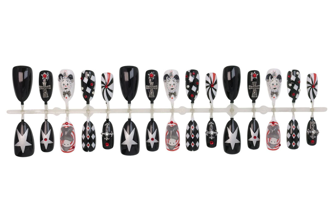 Nail art set with creative Halloween motifs and elegant accents Kalsten