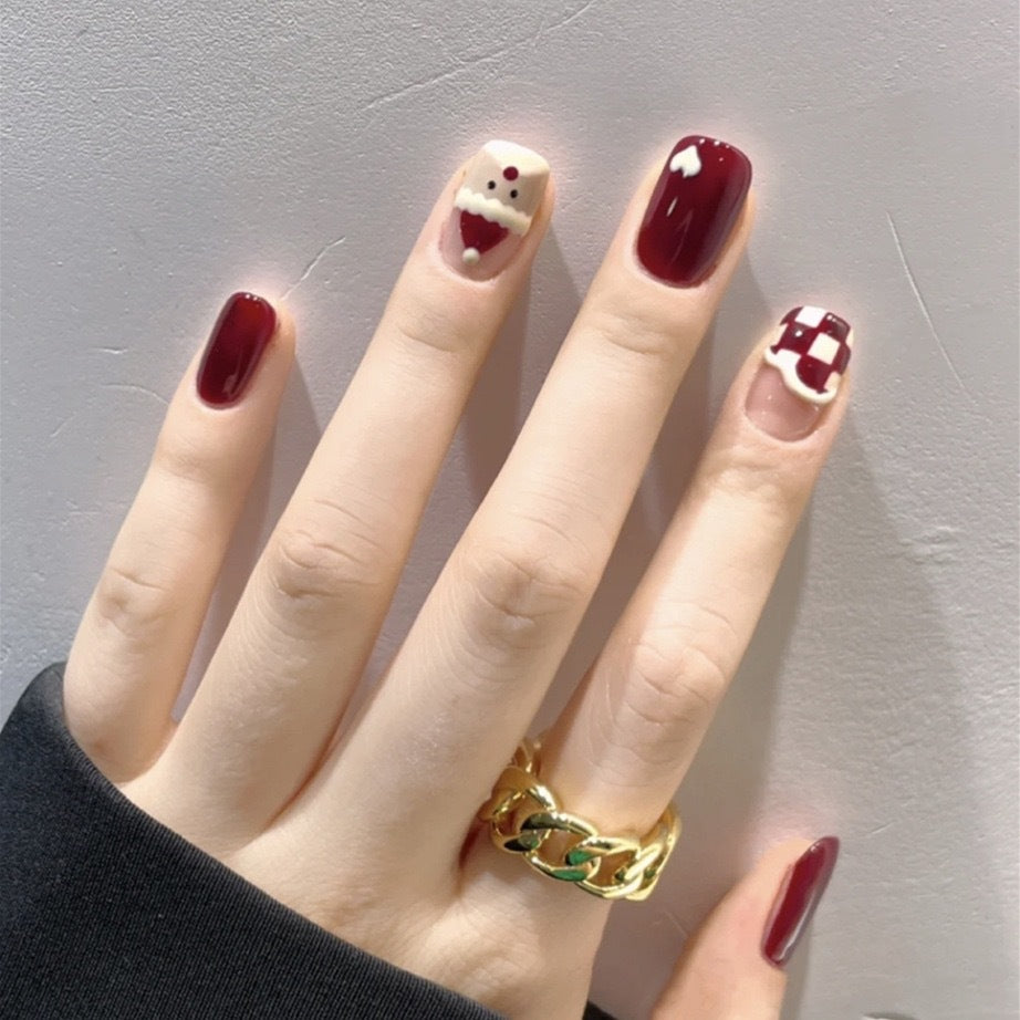 Fun Character-Themed Press-On Nail Art Kalsten