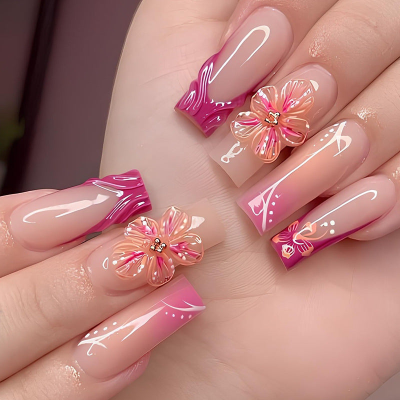 Floral-Embellished Press-On Nails Kalsten