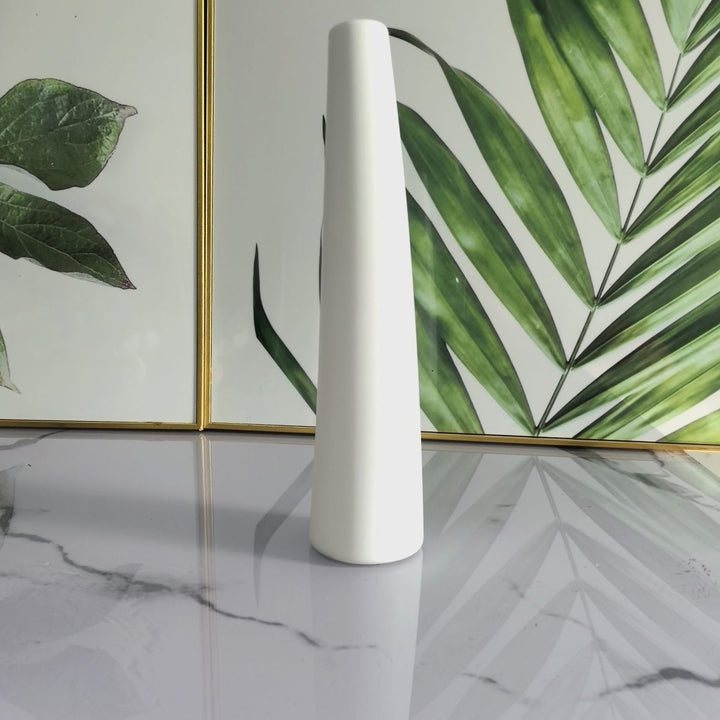 Modern Minimalist Decorative Vase Kalsten