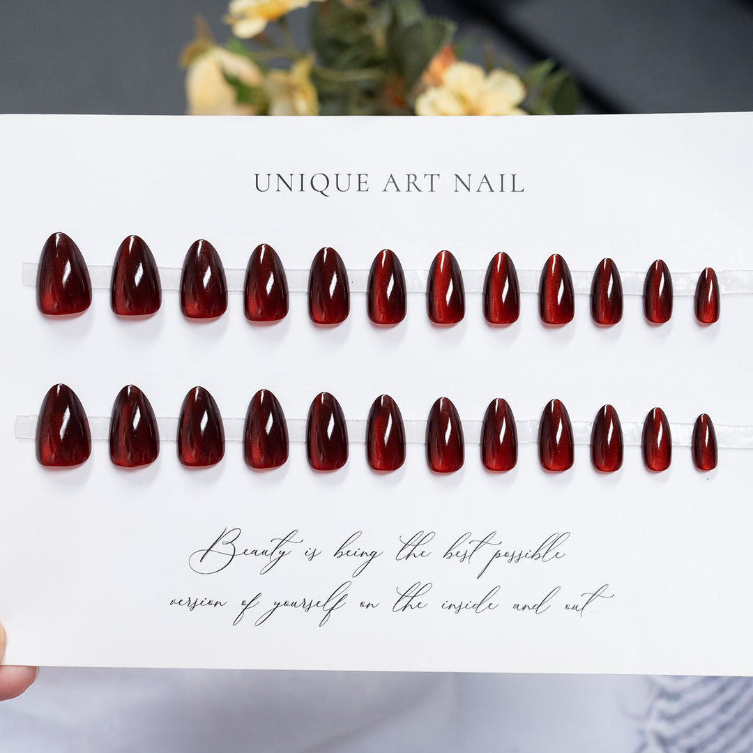 Glossy Press-On Nail Art Set