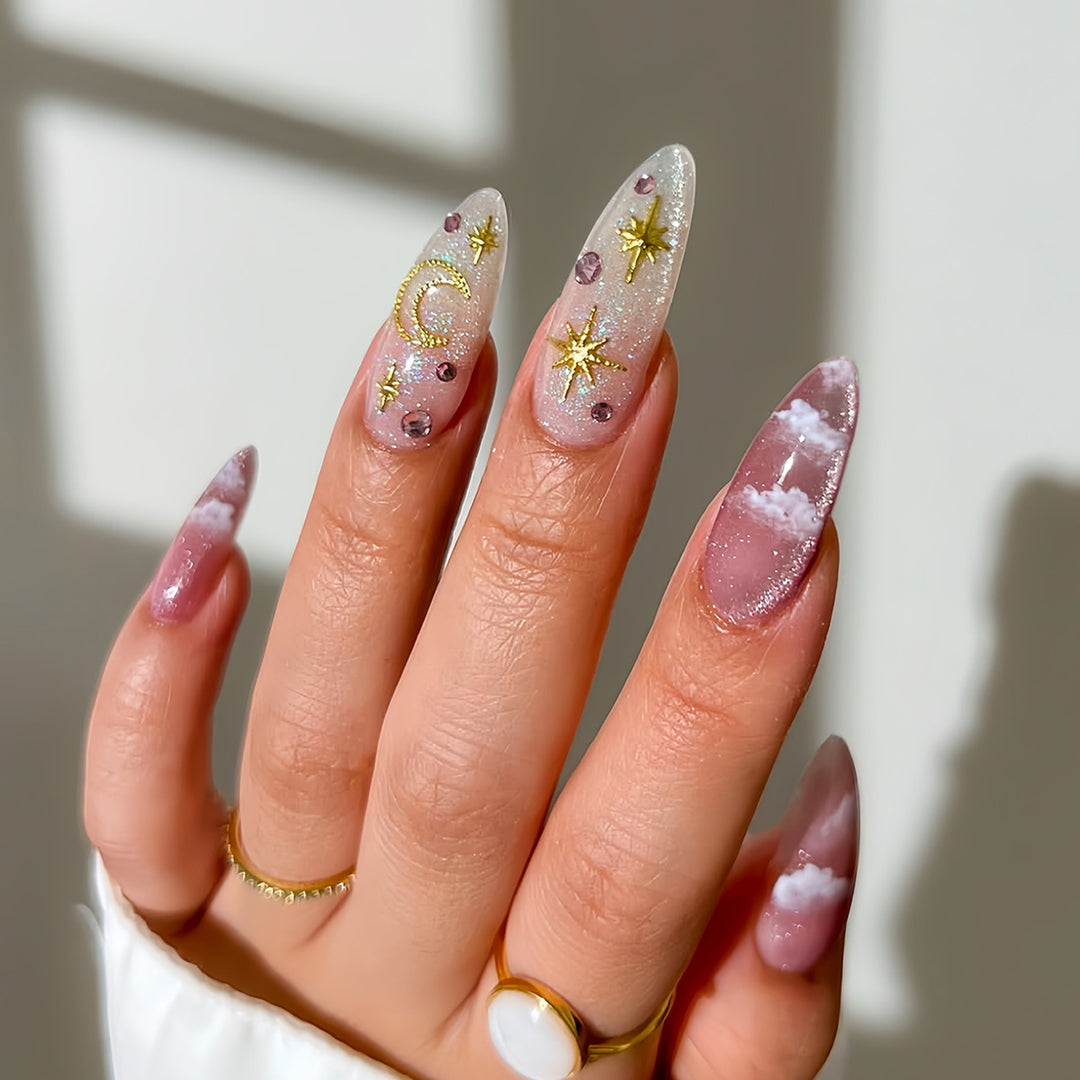 Celestial Themed Press-On Nail Art Kalsten