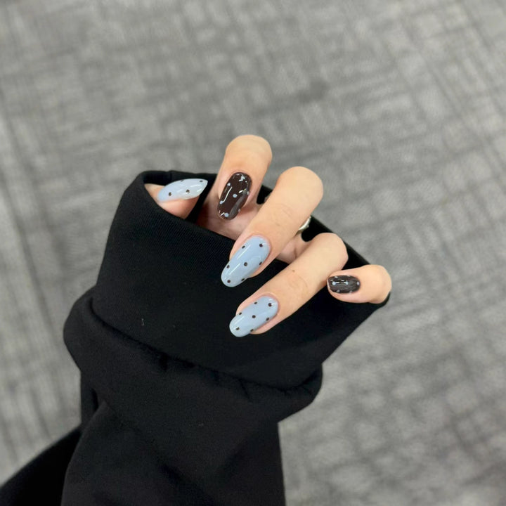 Artistic Nail Art Tips