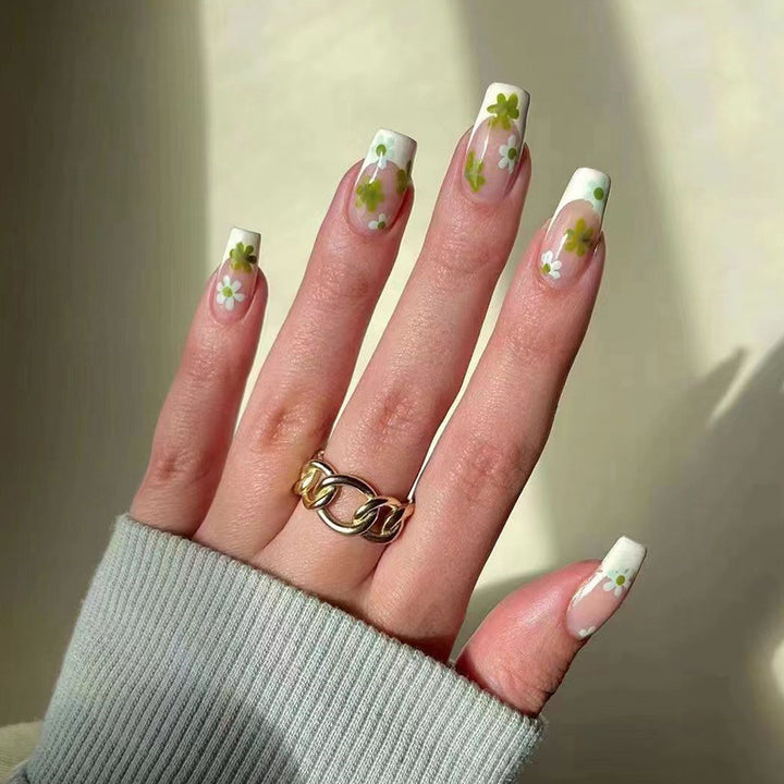 Artificial nail set with unique patterns Kalsten