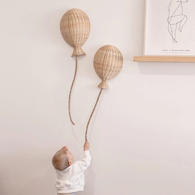 Decorative wall ornament in the form of a hot air balloon Kalsten