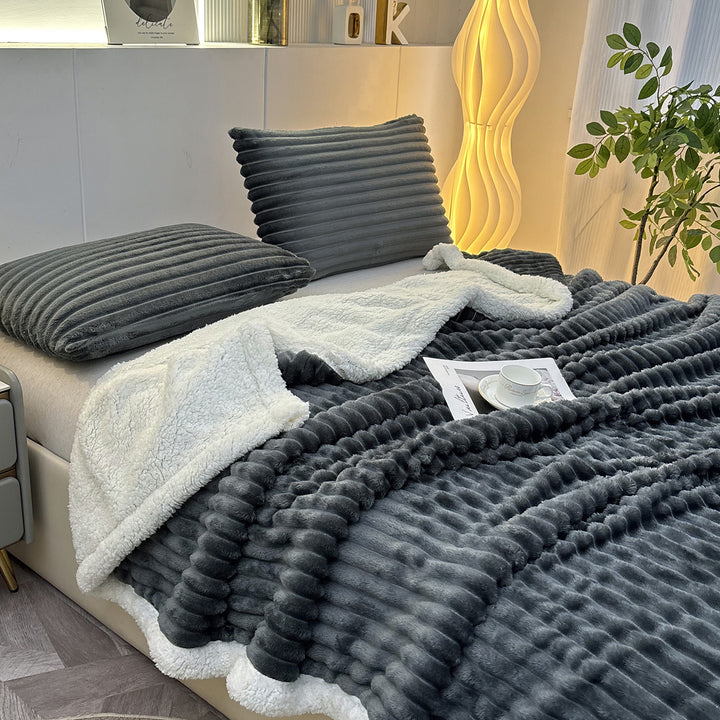 Luxurious Textured Throw Blanket