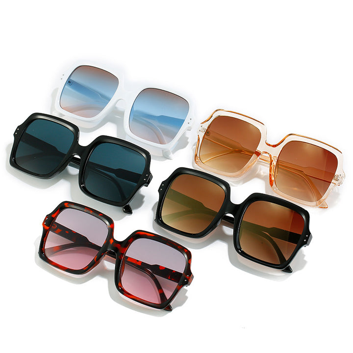 Ladies square fashionable sunglasses with polarized lenses Kalsten