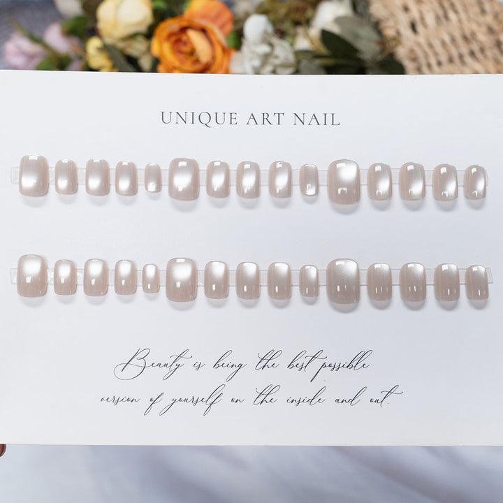 Premium High-Gloss Press-On Nail Set