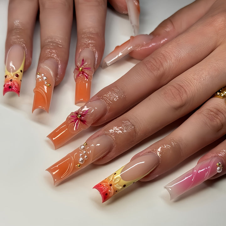 Decorative Press-On Nail Set Kalsten