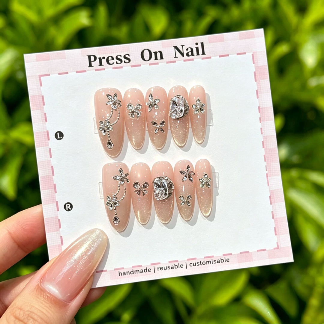 Artistic Press-On Nail Set with Tropical and Floral Accents