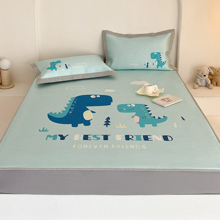 Children's bedding set with monster truck print made of breathable cotton blend