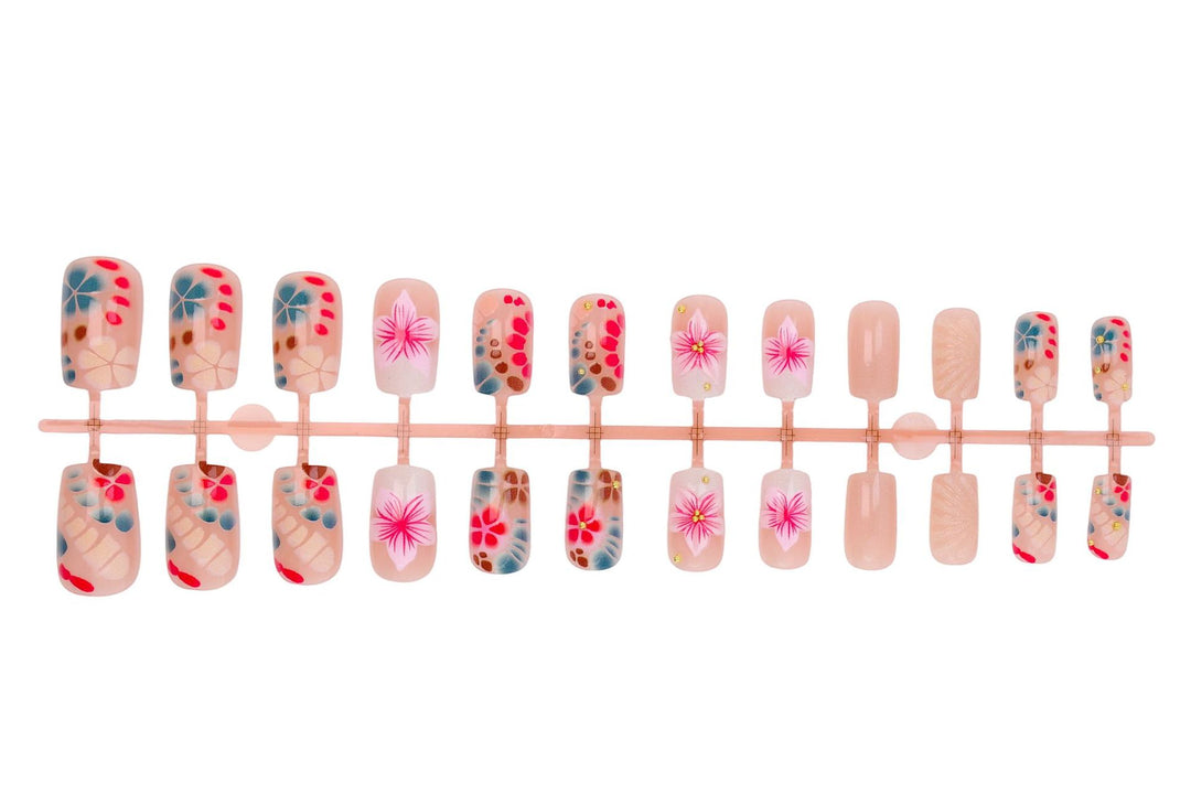 Artificial nail set with elegant floral design Kalsten