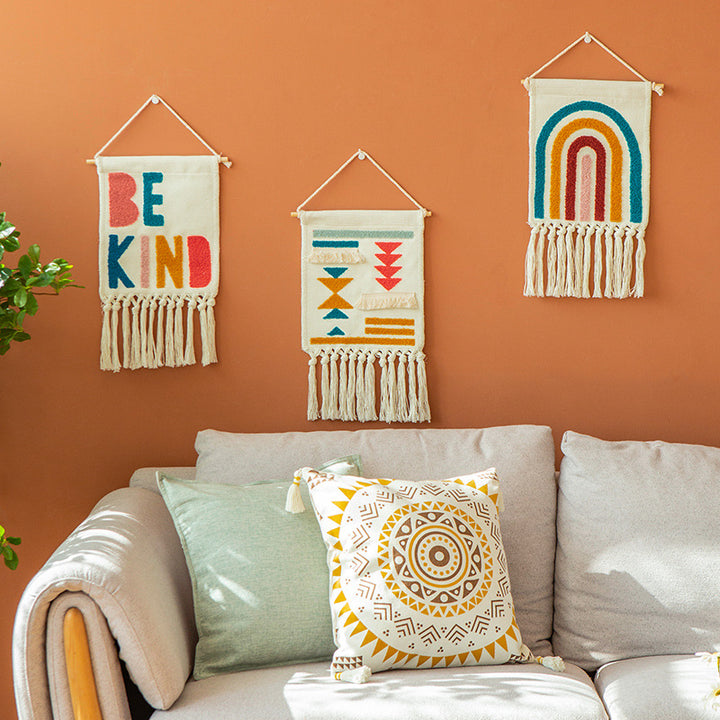 Boho wall hanging made of woven cotton with hand-tufted appliqués and fringes Kalsten