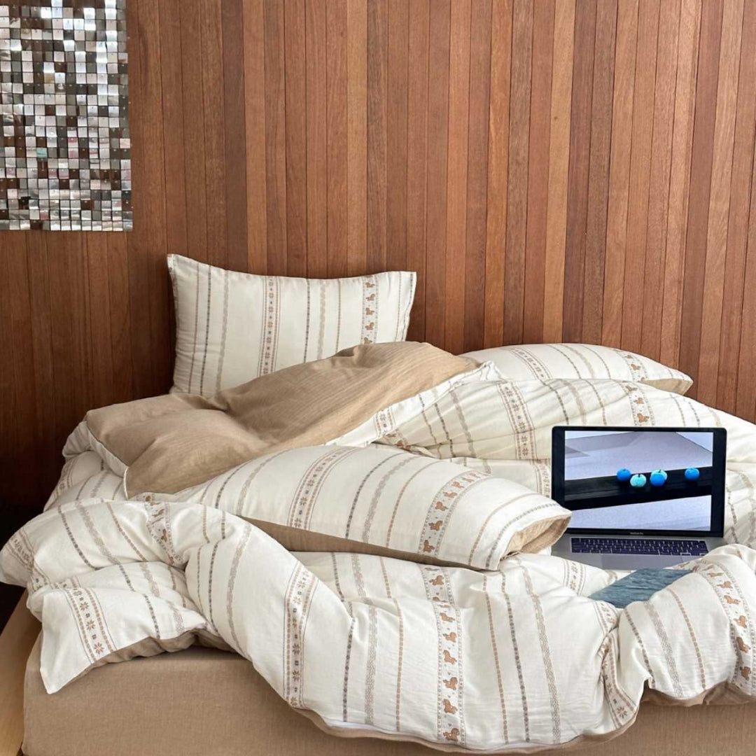 Reversible cotton bedding set with fine stripe and ethnic pattern