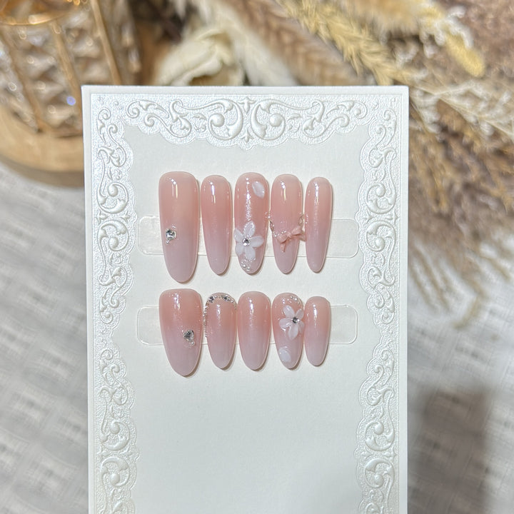 Floral Press-On Nail Art Set Kalsten