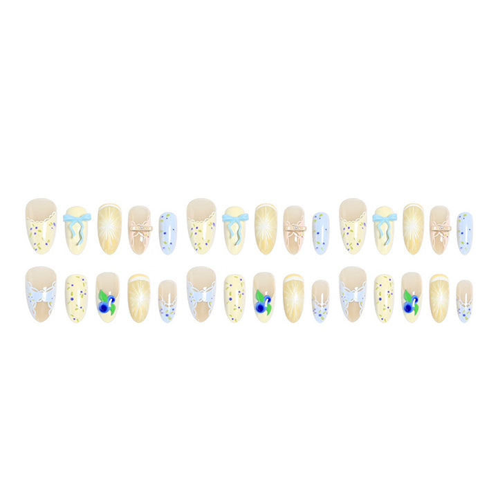 Artificial nails with playful floral design Kalsten
