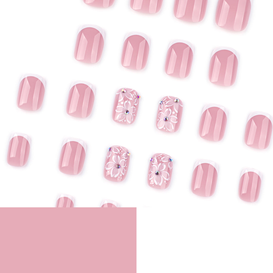 Artful Nail Art with Flower Design Kalsten
