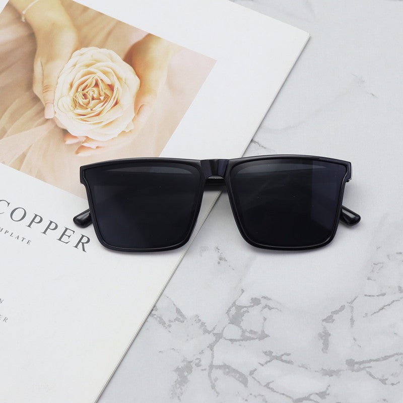 Contemporary Square Frame Sunglasses Kalsten