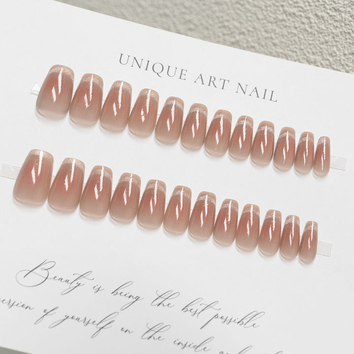 Elegant French Tip Press-On Nails  1791110310
