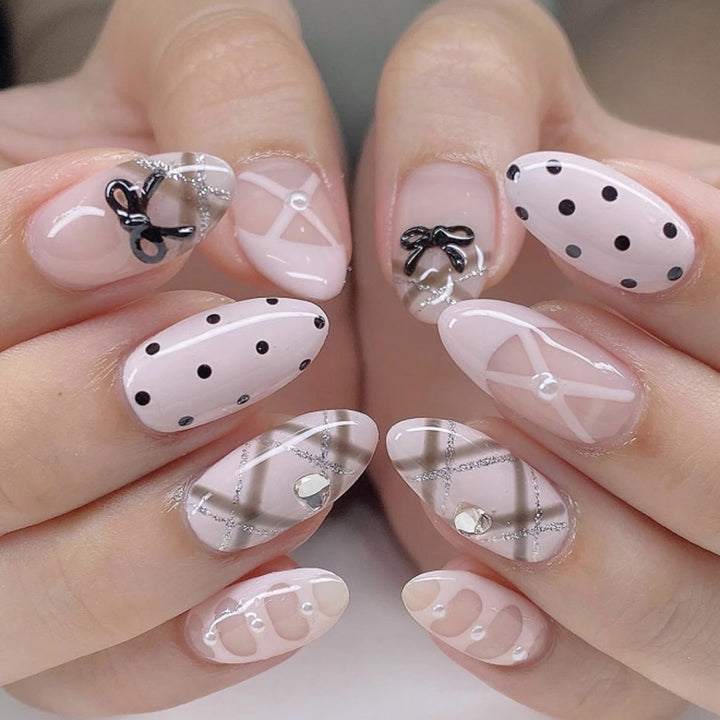 Artistic Nail Art with Exciting Designs Kalsten