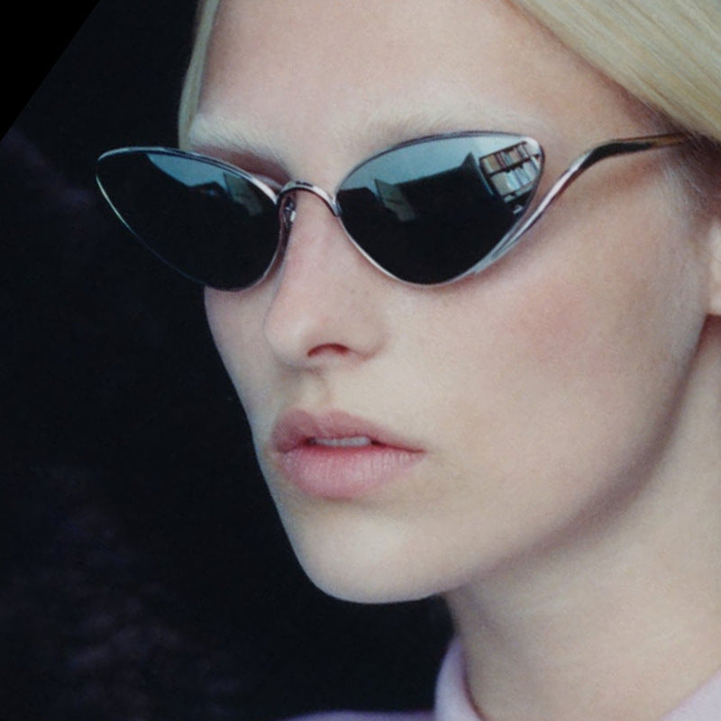 Women's Cat-Eye Sunglasses in Elegant Design Kalsten