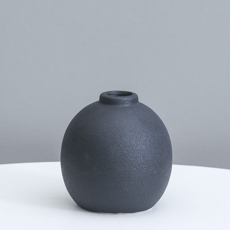 Ceramic Decorative Art Vase Kalsten